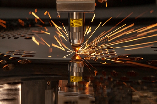 Precautions for using laser cutting machine